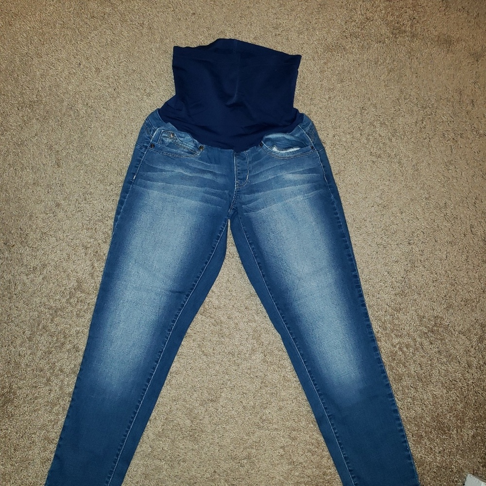 Maternity jeans